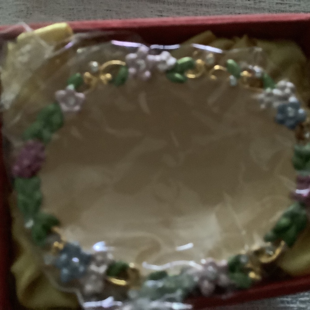 Royal Gem Collection stamped Royal in original satin lined box . - Picture 2 of 5